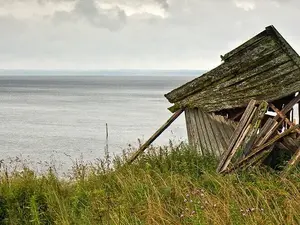 ramshackle